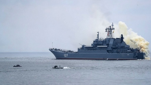 Ucraina sfătuieşte companiile aeriene să evite zborurile deasupra Mării Negre, din cauza exerciţiilor navale ale Rusiei
