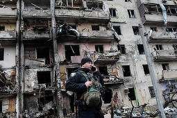 S&P Ratings şi Fitch scad ratingul Ucrainei după invazia rusă