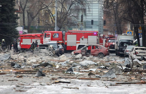 Cel puţin opt morţi şi şase răniţi într-un atac aerian vizând o zonă rezidenţială la Harkov; alte 38 de persoane, salvate, anunţă autorităţile