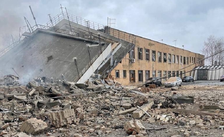 Aeroportul Vinnîţea a fost distrus complet de ruşi, anunţă Zelenski - VIDEO
