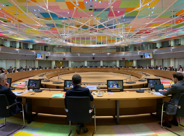 UPDATE-UE îşi extinde sancţiunile impuse Rusiei şi Belarusului din cauza invaziei ruse a Ucrainei; trei bănci belaruse, decuplate de la SWIFT; sectoarele maritim şi al criptomonedelor, vizate; 146 de senatori şi 14 oligarhi ruşi, pe lista neagră