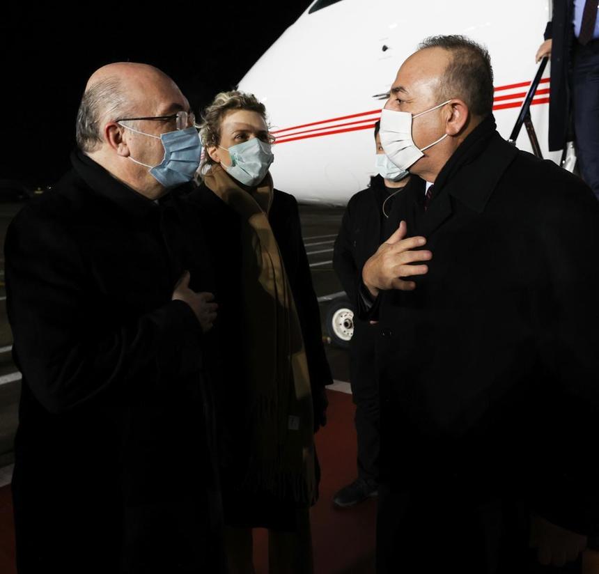Ministrul turc de Externe Mevlüt Cavusoglu a ajuns la Moscova 