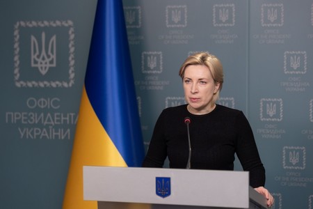  
Oficial ucrainean: Şapte coridoare umanitare urmează să fie deschise astăzi în regiunile Kiev, Doneţk şi Harkov 