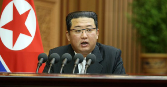 Kim Jong Un a ordonat testarea unui nou tip de rachetă balistică intercontinentală