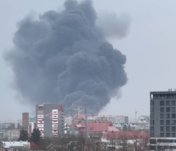 Cel puţin cinci răniţi la Liov, în două atacuri aeriene ruse, anunţă guvernatorul regional Maxim Kozîţki