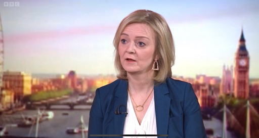 Marea Britanie ar putea ridica sancţiunile împotriva Rusiei, dacă Moscova pune capăt invaziei din Ucraina, anunţă Liz Truss