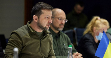 Zelenski promulgă o lege care restrânge difuzarea de informaţii despre mişcări de trupe şi de echipament militar