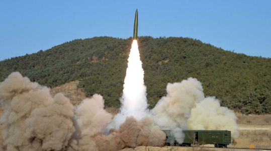 Coreea de Sud anunţă că a testat cu succes prima rachetă spaţială cu combustibil solid