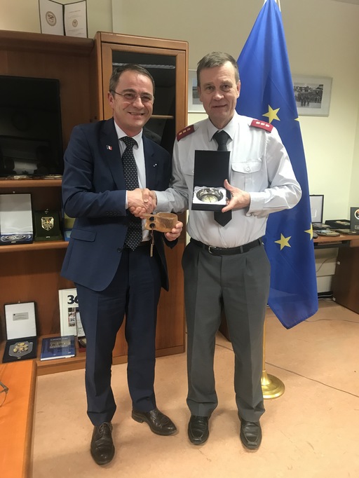 Directorul serviciilor de informaţii militare franceze, generalul Éric Vidaud, demisionează pentru că a evaluat greşit ameninţarea rusă în Ucraina