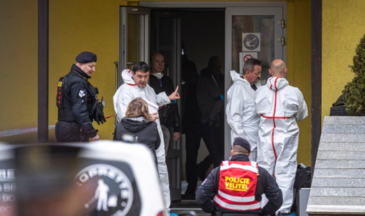 Un profesor, ucis cu maceta într-un liceu din Praga, de către un elev cu care a avut un conflict; elevul, prins de poliţie după ce fuge de la faţa locului