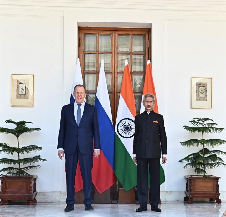 Lavrov s-a întâlnit cu omologul său indian în New Delhi: Rusia apreciază că India ”priveşte această situaţie în ansamblul faptelor” / India preferă ”dialogul şi diplomaţia” pentru soluţionarea conflictelor