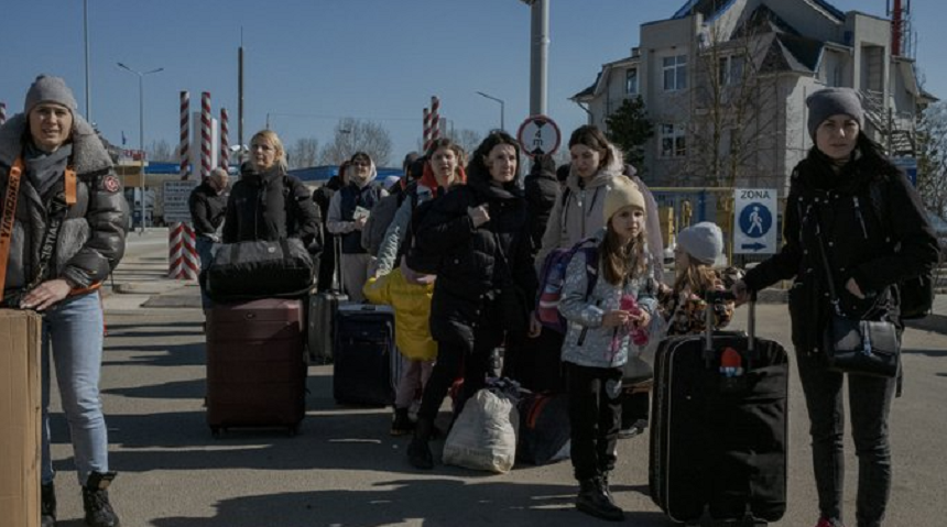 ONU anunţă că aproape 4,2 milioane de oameni au părăsit Ucraina de la startul invaziei