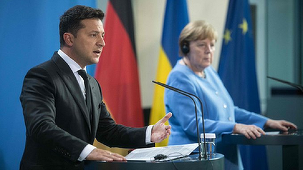Angela Merkel îşi asumă refuzul de a primi Ucraina în NATO, la summitul din 2008 de la Bucureşti