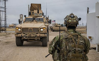 Patru militari americani, răniţi într-un atac vizând baza kurdă Green Village, în Deir Ezzor, în nord-estul Siriei
