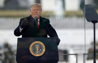 Donald Trump spune că a vrut să se amestece în mulţime la 6 ianuare, dar l-a oprit Secret Service
