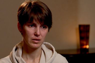Poveştile războiului: Viktoria şi-a pierdut fiica şi soţul în timp ce încercau să fugă din Cernigău şi a fost captivă 24 de zile într-un subsol cu fetiţa ei mai mică