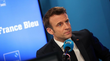 Macron consideră că folosirea cuvântului ”genocid” nu ajută Ucraina şi ar putea antrena o intervenţie a Occidentului în război, în urma unei discuţii cu Zelenski