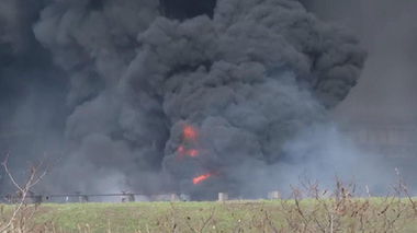 Ruşii au intrat cu ”o cantitate uriaşă de echipament” în localitatea Kreminna, în regiunea Lugansk, unde au loc ”lupte de stradă”, anunţă şeful administraţiei militare regionale, Serghii Gaidai