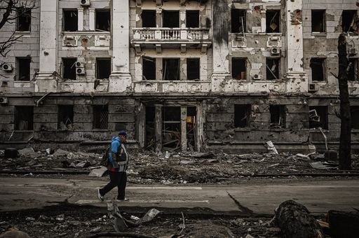 Ministerul ucrainean al Apărării: Rusia a finalizat regruparea trupelor pentru a lansa ofensiva în estul Ucrainei ”în vederea stabilirii controlului deplin asupra regiunilor Doneţk şi Lugansk”