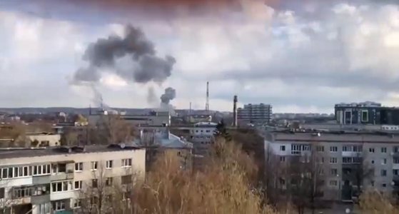 Ministerul rus al Apărării: Forţele aeriene ruse au atacat un centru logistic al forţelor ucrainene de lângă Liov, distrugând arme de fabricaţie străină - presa rusă