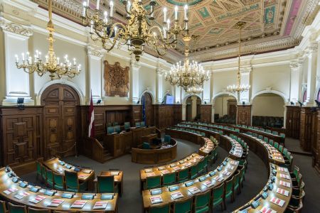 Parlamentele din Estonia şi Letonia afirmă că Rusia a comis genocid