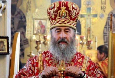 Mitropolitul Onufrii al Bisericii Ortodoxe Ucrainene din subordinea Patriarhiei de la Moscova propune o procesiune de Paşte către Mariupol în vederea evacuării civililor şi militarilor răniţi şi cere un culoar umanitar şi un armistiţiu în acest sens