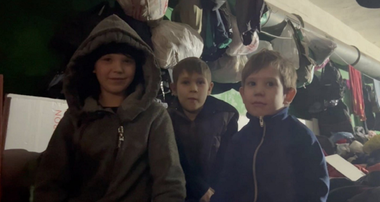 Rusia bombardează ”continuu” Mariupolul de Paşte, acuză Podoliak şi cere Moscovei un ”armistiţiu veritabil”, o rundă specială de negocieri şi un schimb de prizonieri