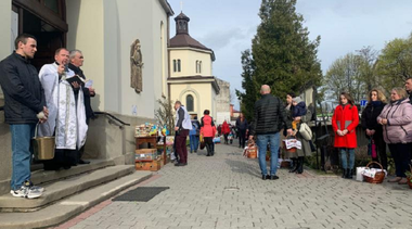 Ucrainenii sărbătoresc Paştele în umbra războiului rus