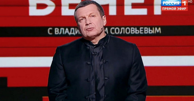 FSB anunţă că a dejucat un plan SBU de asasinare a propagandistului-şef al Kremlinului, Vladimir Soloviev; Putin denunţă un ”act de teroare”