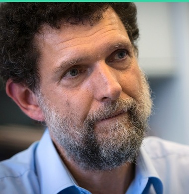 Filantropul turc Osman Kavala a fost condamnat la închisoare pe viaţă. Statele Unite s-au declarat "profund tulburate şi dezamăgite" de această decizie