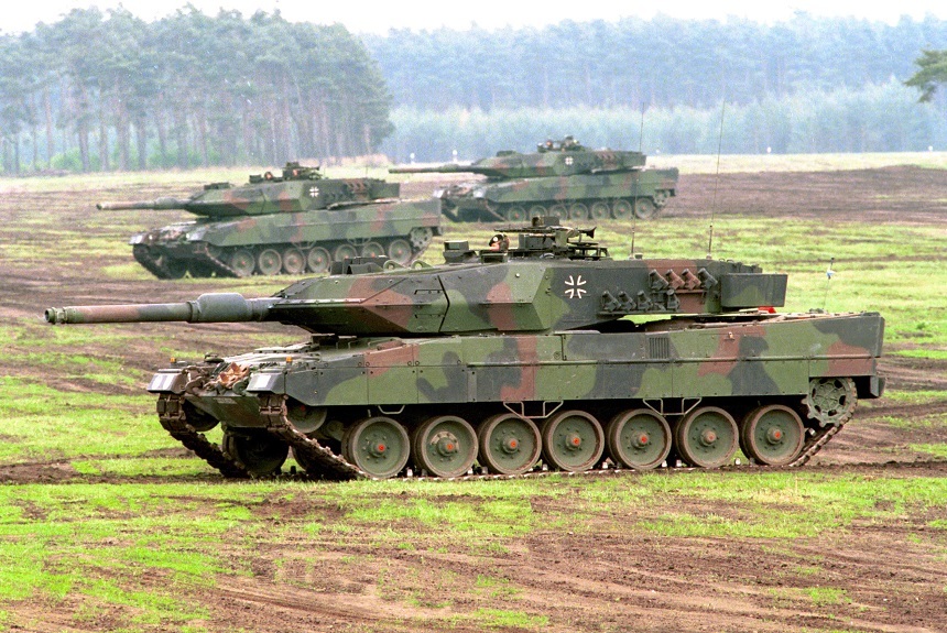 Ministrul german al Apărării: Germania livrează tancuri de tip Leopard Ucrainei
