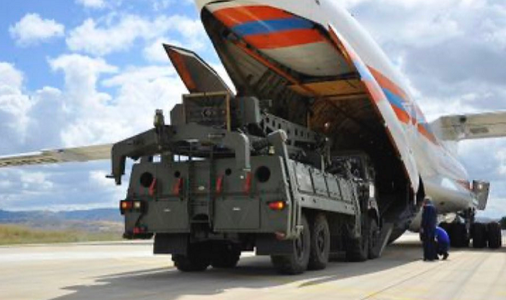 Turcia intenţionează să continue achiziţionarea sistemului antiaerian rusesc de tip S-400