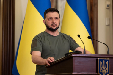 Zelenski: Ne aşteptăm la un nou pachet de sancţiuni din partea UE în viitorul apropiat / Preşedintele crede că trebuie blocate veniturile energetice ale Rusiei, ”pentru ca statul terorist să nu primească un miliard de euro pe zi pentru combustibil”  - VIDEO