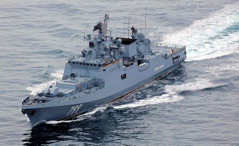 Kiev Post: Fregata rusă Amiral Marakov ar fi fost atacată şi avariată de o rachetă antinavă ucraineană de tip Neptune, în apropiere de Insula Şerpilor