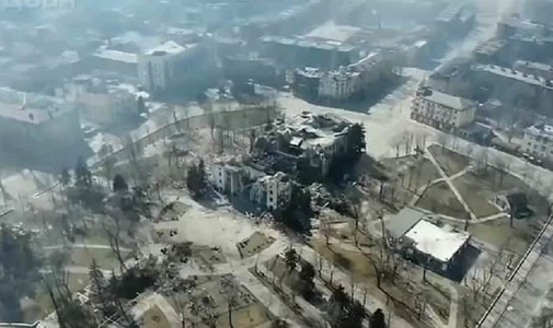 Mariupol: 50 de civili evacuaţi vineri din Azovstal