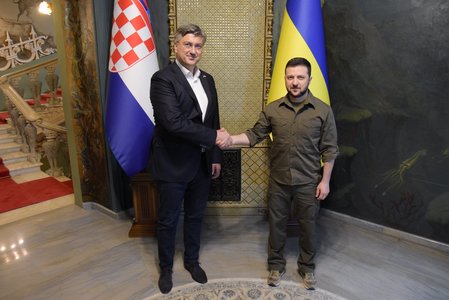 Premierul Croaţiei, Andrej Plenkovic, şi ministrul croat de Externe, Gordon Grlic Radman, în vizită la Kiev - FOTO
