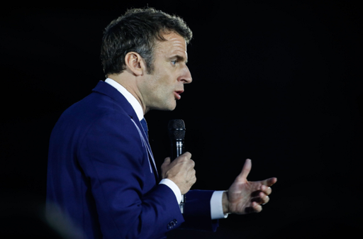 Emmanuel Macron spune, la Strasbourg, că pacea va trebui să se facă fără a "umili" Rusia