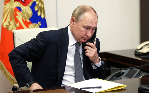 Vladimir Putin îi explică lui Olaf Scholz la telefon că luptă împotriva unor ”nazişti” în Ucraina