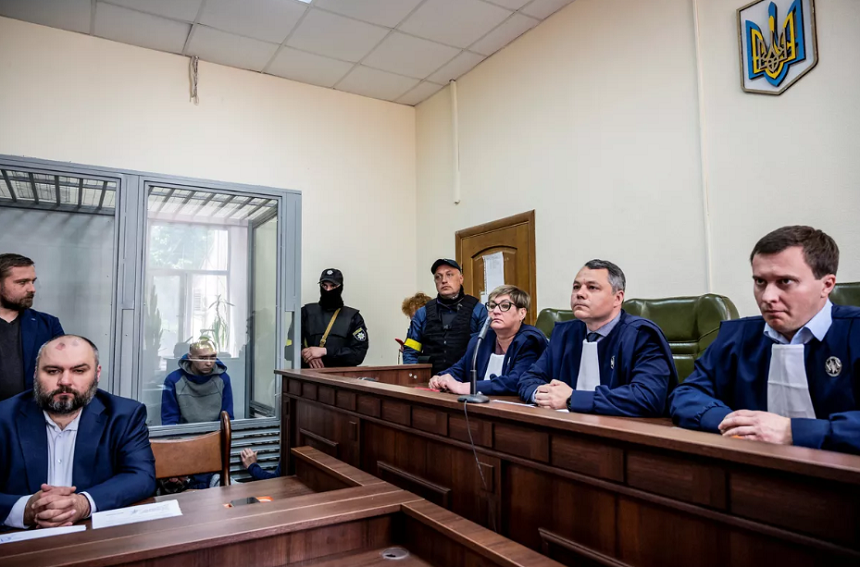 UPDATE - Primul proces privind crimele de război în Ucraina a început miercuri. Militarul rus în vârstă de 21 de ani acuzat de uciderea unui civil de 62 de ani a pledat vinovat / Procesul a fost amânat pentru joi