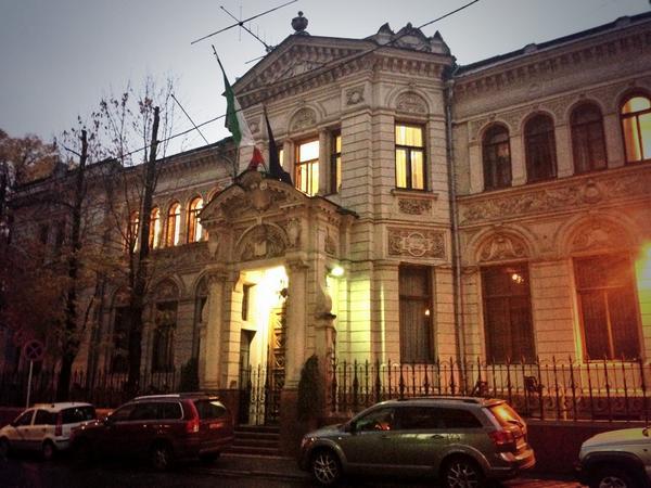Rusia expulzează 27 de diplomaţi spanioli şi 24 de diplomaţi italieni