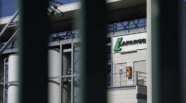 Justiţia franceză confirmă inculparea Lafarge cu privire la ”complicitate la crime împotriva umanităţii” în Siria