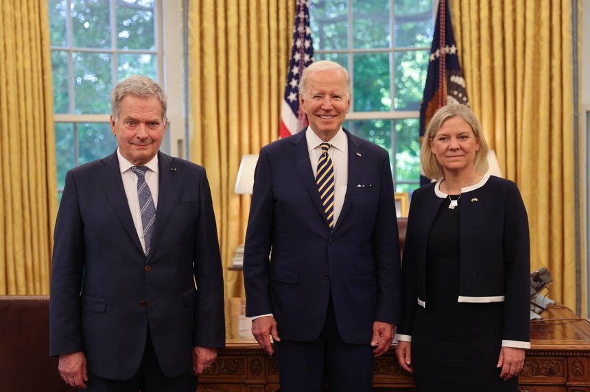 Biden califică Suedia şi Finlanda drept ”mari democraţii şi parteneri apropiaţi, foarte capabili să se alăture celei mai puternice alianţe defensive din istorie” / Îndeplinesc toate cerinţele NATO, ”şi chiar mai mult” / Liderul SUA va prezenta Congresului rapoarte privind aderarea  - FOTO, VIDEO