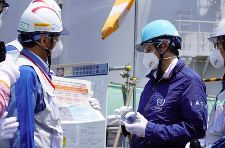 ”Progrese remarcabile” în vederea desfiinţării centralei nucleare avariate Fukushima, estimează directorul AIEA Rafael Grossi în urma uneivizite la faţa locului