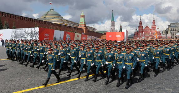 Parlamentul rus adoptă legea care aboleşte limita de vârstă la intrarea în armată