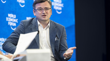 Kuleba acuză NATO, la Forumul Mondial Economic de la Davos, că ”nu face strict nimic” împotriva invaziei ruse şi salută ”decizii revoluţionare” ale Uniunii Europene 