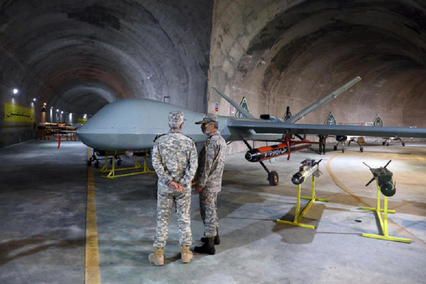 Armata iraniană dezvăluie o bază subterană de drone, la ”câteva sute de metri sub pământ”, în Munţii Zagros