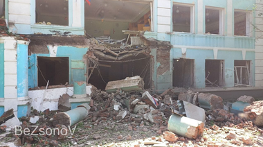 Cel puţin cinci civili, inclusiv o adolescentă de 14 ani, ucişi şi 16 persoane rănite în bombardamente ucrainene la Doneţk; Comitetul rus de anchetă acuză bombardarea a trei şcoli