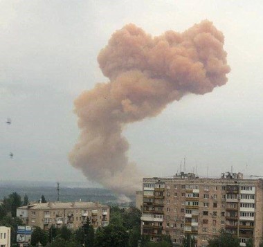 Atac aerian al forţelor ruse asupra unui rezervor cu acid azotic la uzina chimică din Sieverodoneţk, Lugansk, anunţă guvernatorul regional