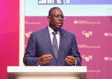 Preşedintele senegalez Macky Sall, actual preşedinte al Uniunii Africane, se întâlneşte vineri cu Vladimir Putin la Soci, pentru a discuta despre ”eliberarea stocurilor de cereale şi îngrăşăminte” din Ucraina