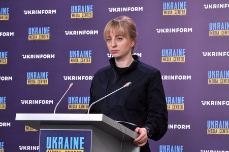 Poliţia ucraineană a primit aproximativ 50 de plângeri şi a deschis 16 anchete penale cu privire la acuzaţiile de violenţă sexuală din partea soldaţilor ruşi la adresa civililor ucraineni, anunţă ministrul adjunct de Interne